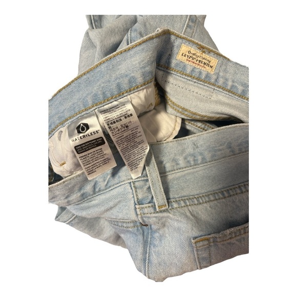 Levi’s Premium Light Wash Distressed Raw Hem 501 S Skinny 27x32 CH1 - Picture 5 of 5